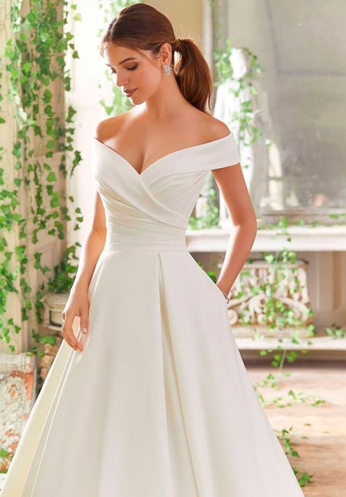 vestido minimalista de noiva